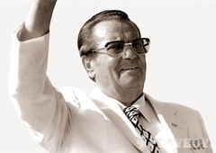 Ste že videli novo fotografijo Titove pravnukinje? Poglejte, kakšna lepotica je!