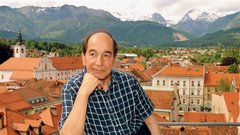 
Balkan Kizildeli: »Vedel sem, da bom nekoč tudi jaz v Playboyu, kar sem dejal tudi svojemu prijatelju Tomažu Domicelju lansko leto, ko mi je podaril izvod Playboya, v katerem je dal intervju.«