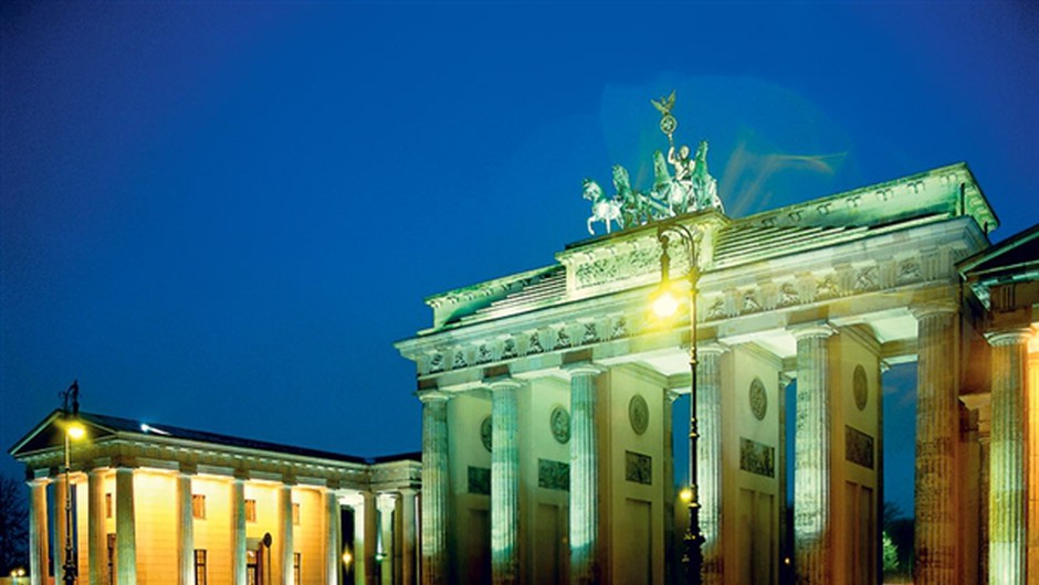 
                            48 ur v Berlinu: Nova evropska prestolnica hedonizma (foto: Photos BTM, Koemm pr, Geotech, Jasmina Dvoršek)