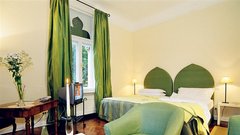 Vila Astra: Počitnice za plejboje