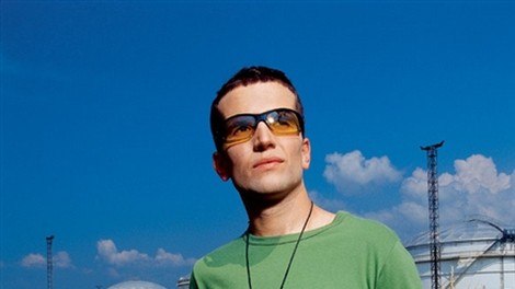 20V: Valentino Kanzyani