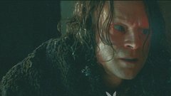 KAČJEUST (Brad Dourif), Rohanec, Theodenov svetovalec. Njuna zveza se zlomi, ko Gandalf razkrije, da je zviti priliznjenec zvesti Sarumanov podrepnik. 