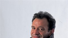 Andrej Pirc - Nekdanji pilot JLA, vodja slovitih Letečih zvezd, akrobatske skupine jugoslovanske vojske.