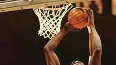 Shawn Kemp ima devet otrok, dva z ženo. 