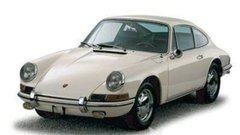 1971 - porsche carrera - V 70. letih se je drugim športnim avtomobilom v prestižnem razredu pridružil porsche carrera, ki ga  ljubitelji še sedaj raje kupujejo kot poznejše, modernejše modele te znamke.