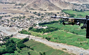 Pogled iz ameriškega vojaškega helikopterja
