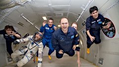 Eric Anderson, ustanovitelj Space Adventures, na mikrogravitacijskem poletu Zero G