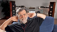 Mario Bon pri 'uglaševanju' oper sicer upošteva izsledke merilnih instrumentov, a še vedno najraje zaupa nasvetom svojih ušes.