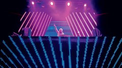 David Guetta v Stožicah decembra 2010.