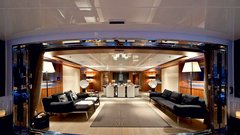 Zunanjost in notranjost 53 metrov dolge jahte South. Vaša je za 280 tisoč dolarjev na teden Foto: Fraser yachts