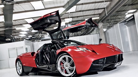 Predstavljamo superšportni dragulj: Pagani Huayra