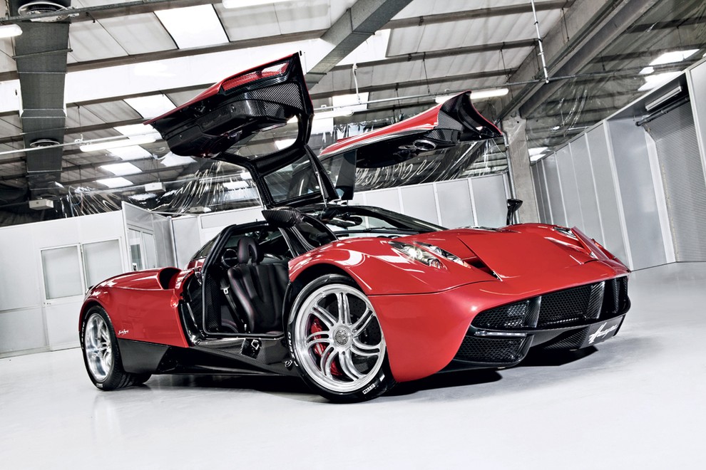Predstavljamo superšportni dragulj: Pagani Huayra