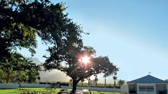 Zelena dolina Franschhoek je posebej pogodu ljubiteljem vina.