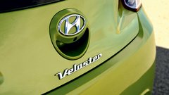Hyundai Veloster, ki je povrhu še krvavo rumene barve