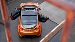 Hyundai Veloster, ki je povrhu še krvavo rumene barve