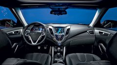 Hyundai Veloster, ki je povrhu še krvavo rumene barve