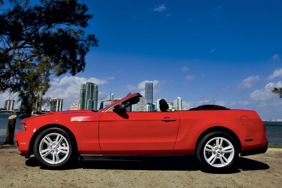 Ford mustang V6 kabriolet