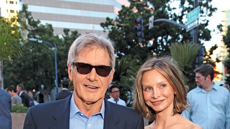 Priljubljeni Harrison Ford s partnerico Calisto Flockhart.