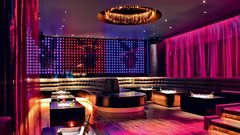 Kot pred 40 leti – novoodprti Playboy Club London sredi Mayfaira