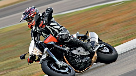 Video: Husqvarna Nuda 900R