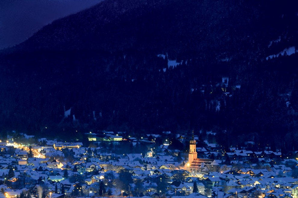 Nemško smučarsko središče Garmisch-Partenkirchen