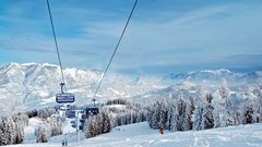 Nemško smučarsko središče Garmisch-Partenkirchen