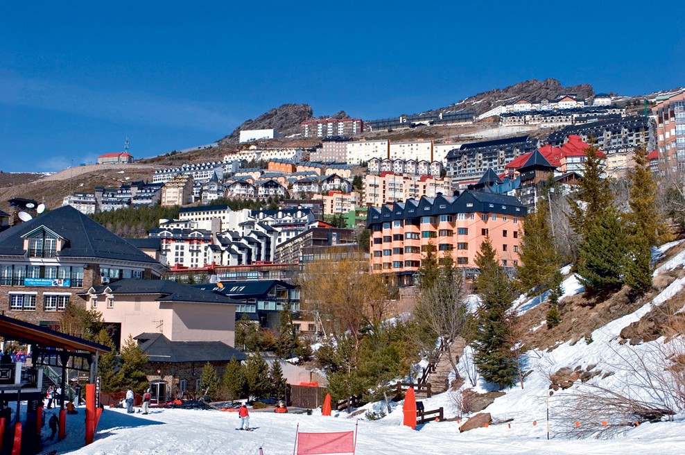 Špansko smučarsko središče Sierra Nevada (foto: Shutterstock)