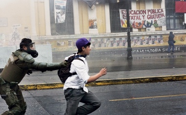 Čilski študentski upor: Komandantka Camilla