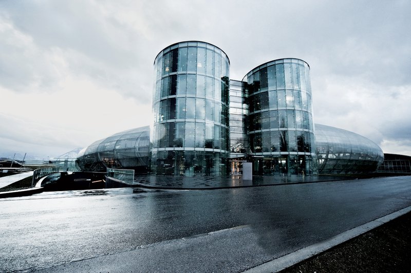 Hangar-7: Kraljestvo rdečega bika