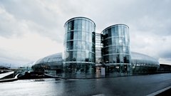 Hangar-7: Kraljestvo rdečega bika