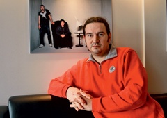 V središču Ljubljane je nasilne smrti umrl igralec Gašper Tič