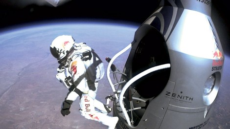 Red Bull Stratos: Srečkov super sončni skok