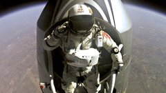 Red Bull Stratos: Srečkov super sončni skok