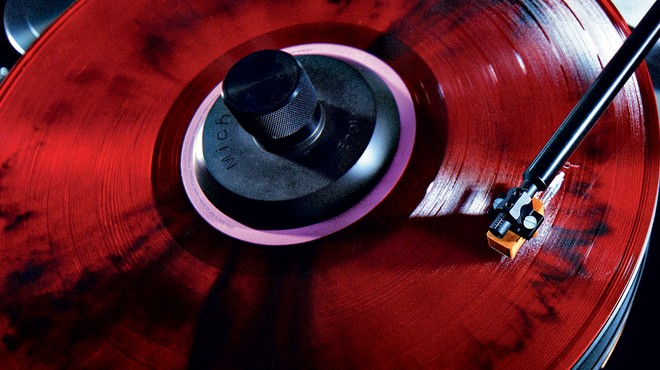 Vrnitev odpisanih gramofonov in z njimi vinilk (foto: Matej Grošelj)