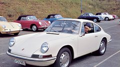 Zgodovina legendarnega Porscheja 911: Korak za korakom