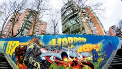 "Bistvo grafitov je, da pokažem svoje delo ljudem, pri čemer je to predvsem darilo za državljane in obenem promocija mojega dela."