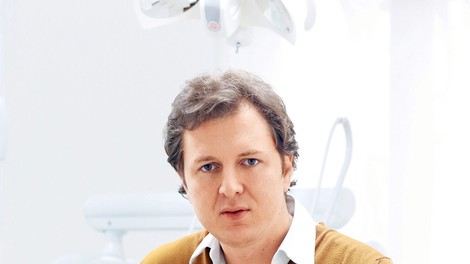 Intervju z zobozdravnikom Ivanom Kustecem: "Zobje so odraz higiene posameznika"