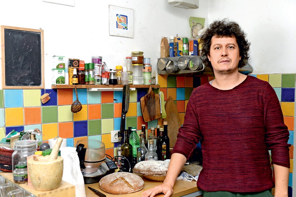 Klemen Košir: "Zelo rad potujem, ker vem, da me doma nekdo čaka" (foto: Primož Predalič)