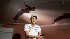 Najboljši smučarski skakalec Peter Prevc o rekordih, brcah v zadnjico in žuriranju