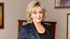 Ksenija Benedetti: Nekaterim ne pomaga niti tona knjig o lepem obnašanju
