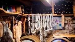 
                                                         Umetniška kmetija Filozići na Cresu