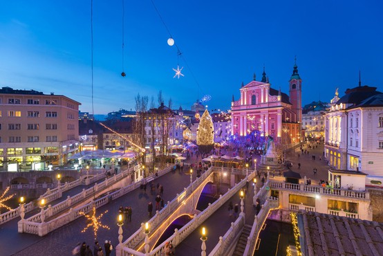 V Ljubljani in Mariboru se bodo prižigale praznične luči