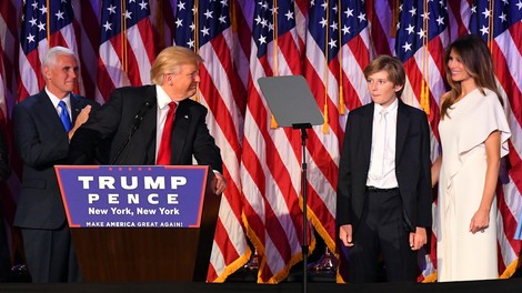Donaldov odvetnik s tožbo zagrozil avtorju posnetka, v katerem ta namiguje, da je Barron Trump avtist!