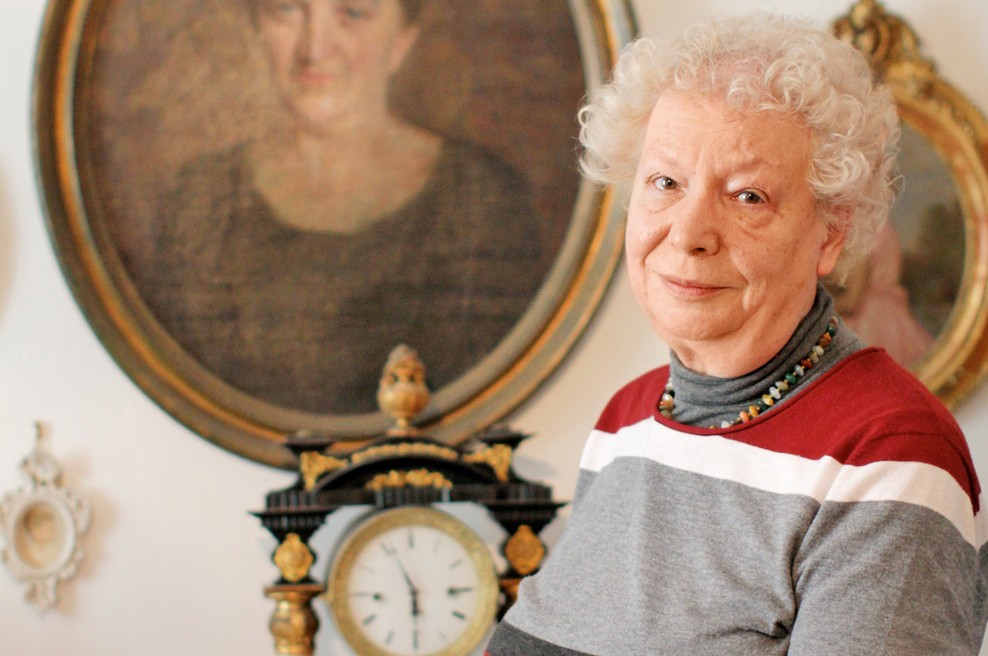 Intervju z Angeliko Hribar, vnukinjo lastnikov tovarn Šumi in Pletenina (foto: Goran Antley)