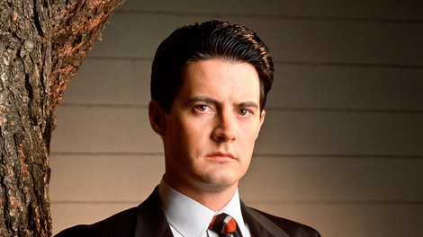 Twin Peaks se po 25 letih vrača na male ekrane!