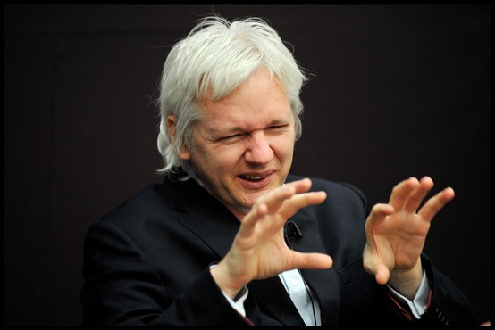 Britanska policija aretirala ustanovitelja Wikileaksa Juliana Assangea