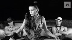 Urška Košir: Ko se slika sreča s fotografijo