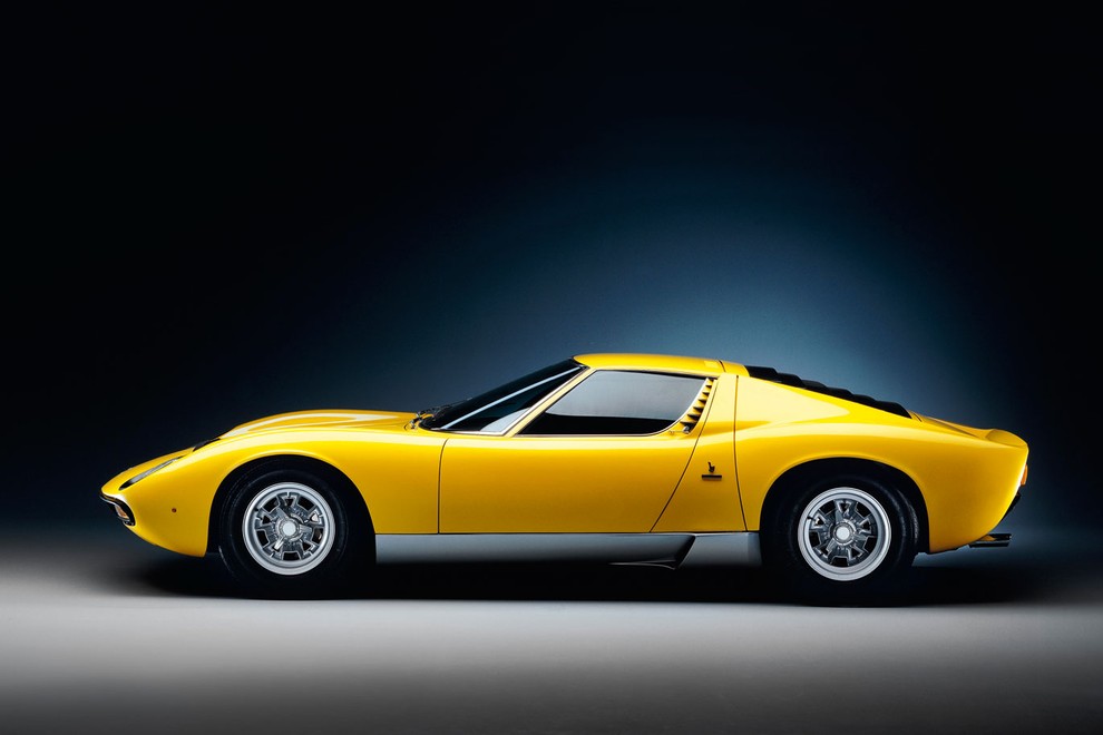 50 let lamborghinija miure, vsa Italija v enem avtu