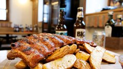 Pivnica in žar za razvpito zvezdico