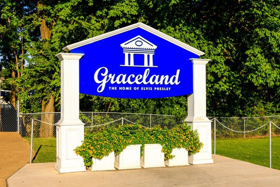 Na Presleyjevem posestvu Graceland odprli muzejsko-zabaviščni kompleks